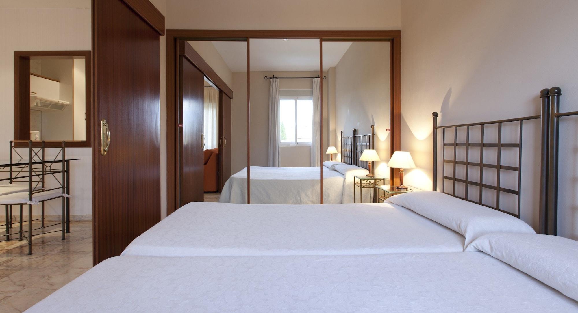 Apartamentos Vertice Bib Rambla Sevilla Bagian luar foto