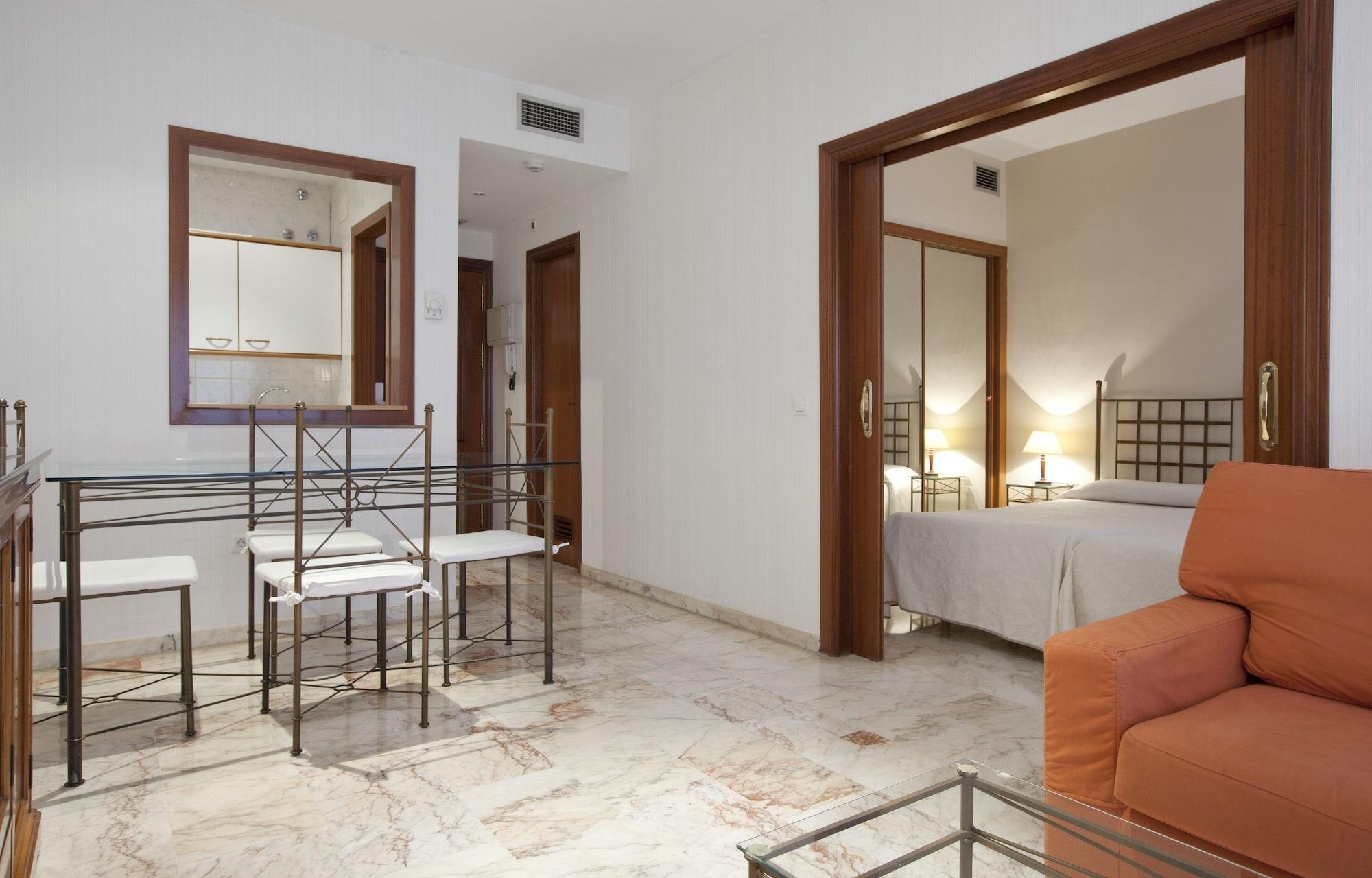 Apartamentos Vertice Bib Rambla Sevilla Bagian luar foto