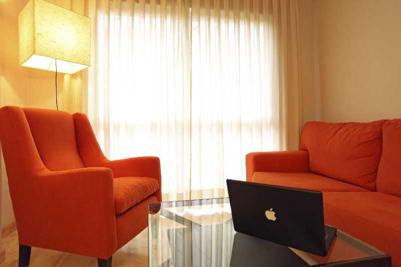 Apartamentos Vertice Bib Rambla Sevilla Bagian luar foto