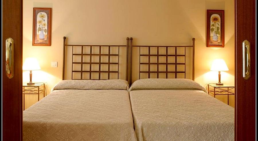 Apartamentos Vertice Bib Rambla Sevilla Bagian luar foto