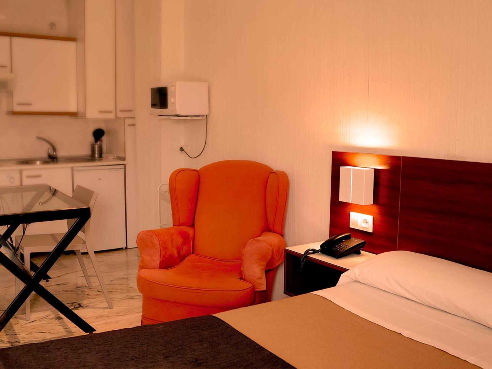 Apartamentos Vertice Bib Rambla Sevilla Bagian luar foto