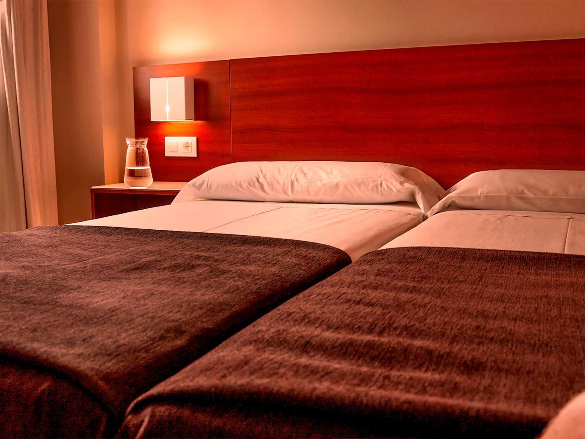 Apartamentos Vertice Bib Rambla Sevilla Bagian luar foto