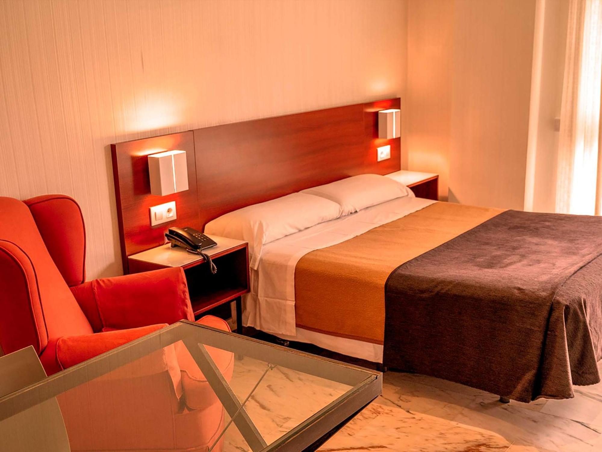 Apartamentos Vertice Bib Rambla Sevilla Bagian luar foto