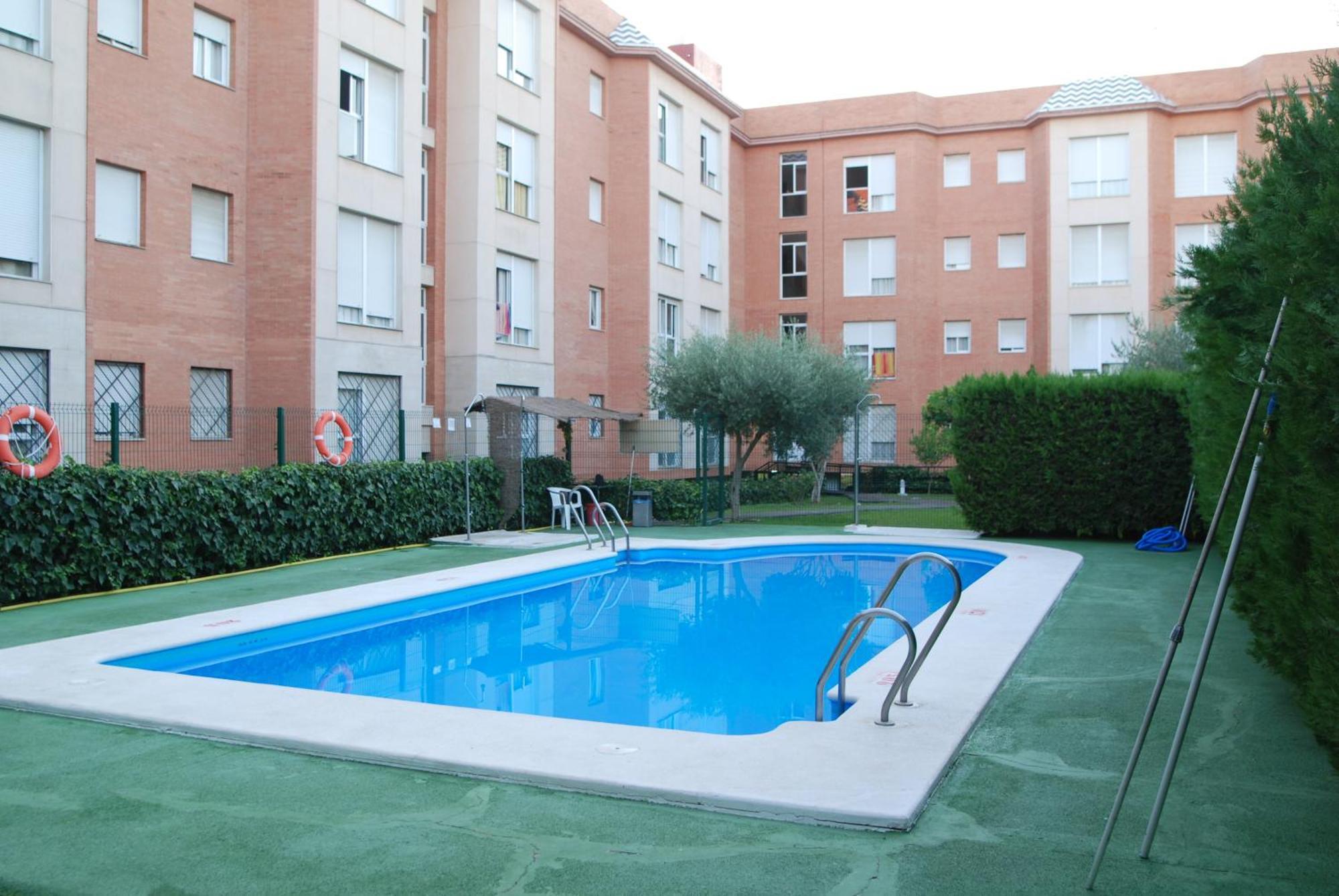 Apartamentos Vertice Bib Rambla Sevilla Bagian luar foto