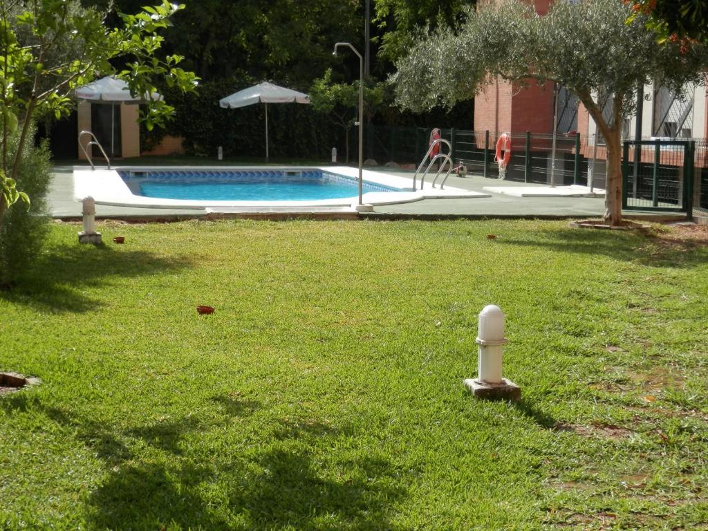 Apartamentos Vertice Bib Rambla Sevilla Bagian luar foto